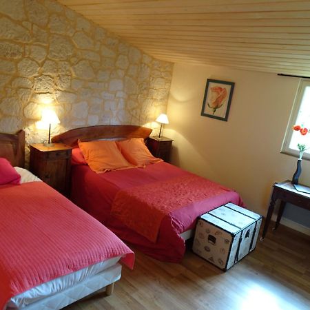 Auberge De Castel-Merle Sergeac Esterno foto