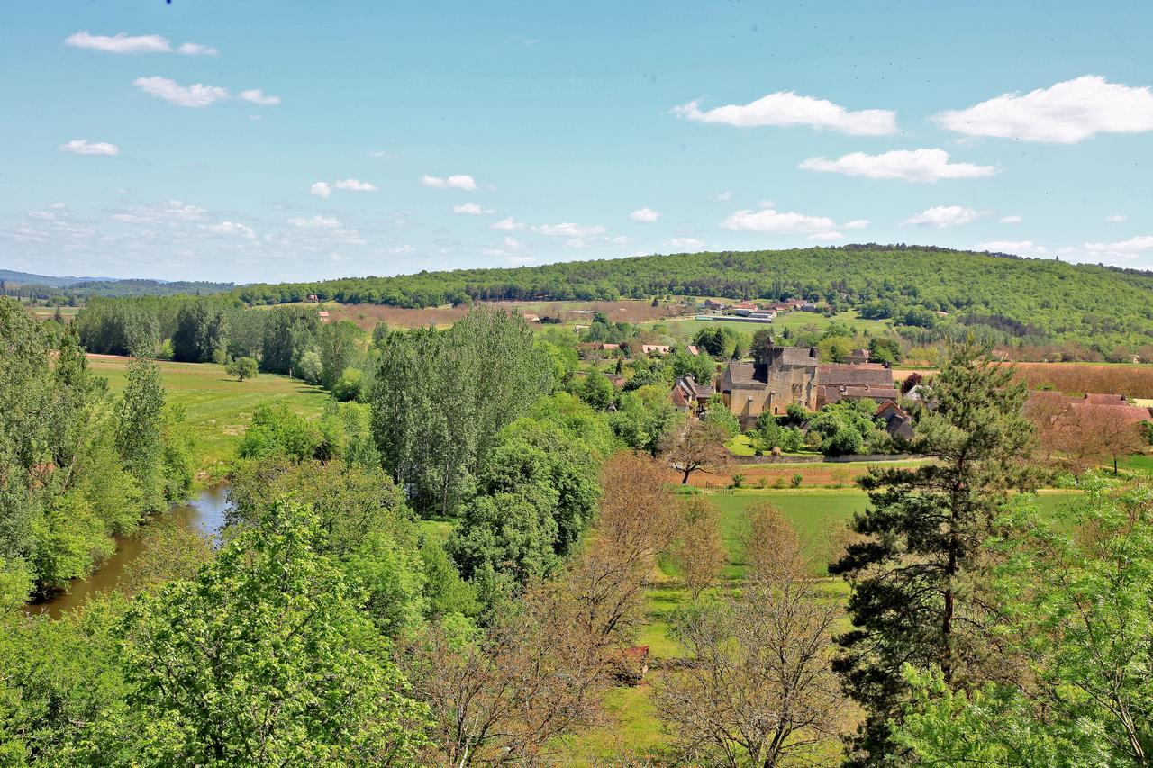 Auberge De Castel-Merle Sergeac Esterno foto