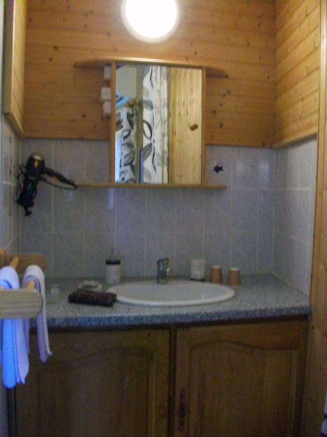 Auberge De Castel-Merle Sergeac Esterno foto